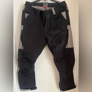 686 Men’s Anything Relaxed Fit Cargo Pant